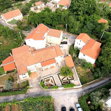 Nice Apartment In Dubrovnik With Kitchen Exteriér fotografie