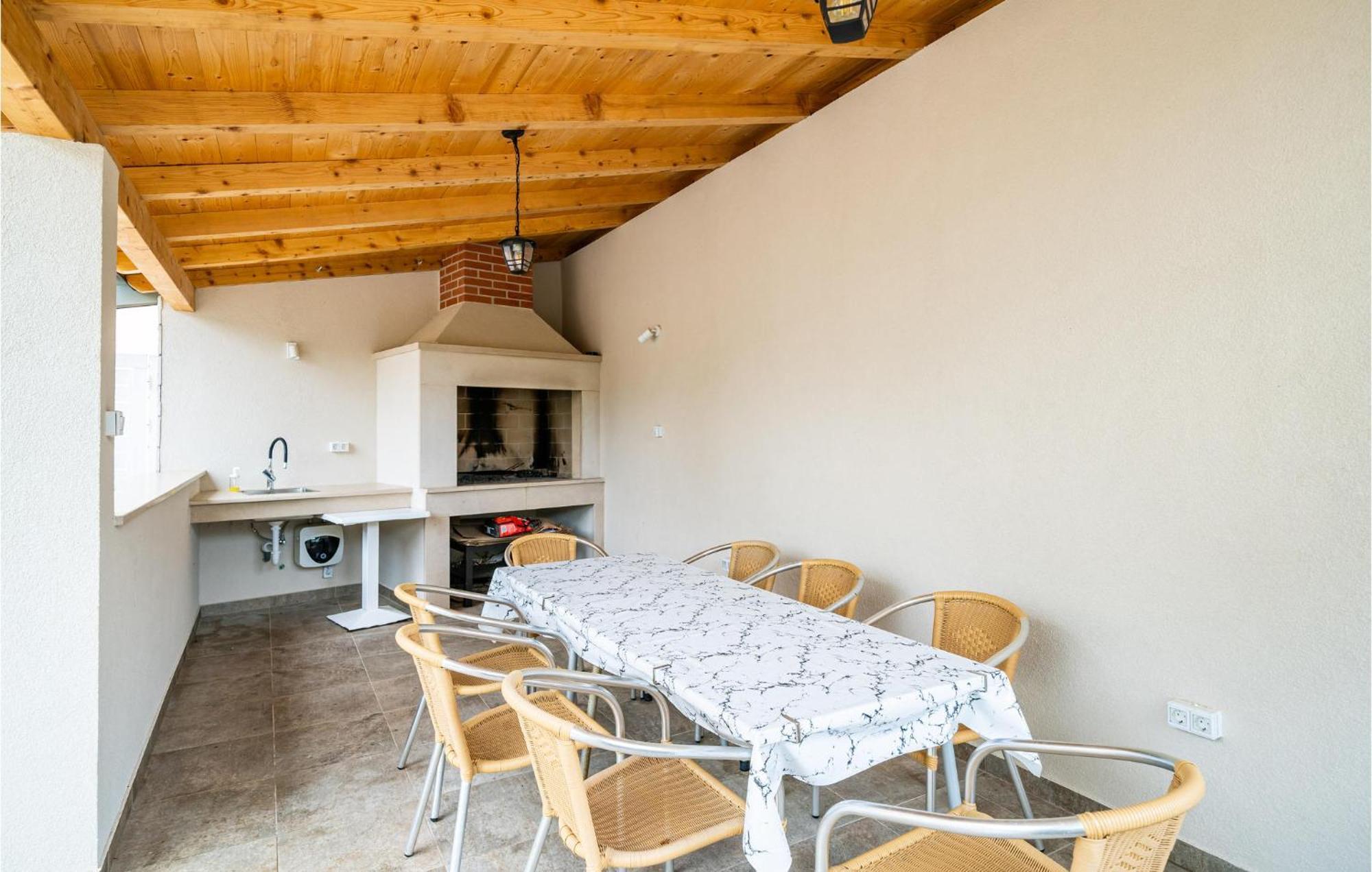 Nice Apartment In Dubrovnik With Kitchen Exteriér fotografie