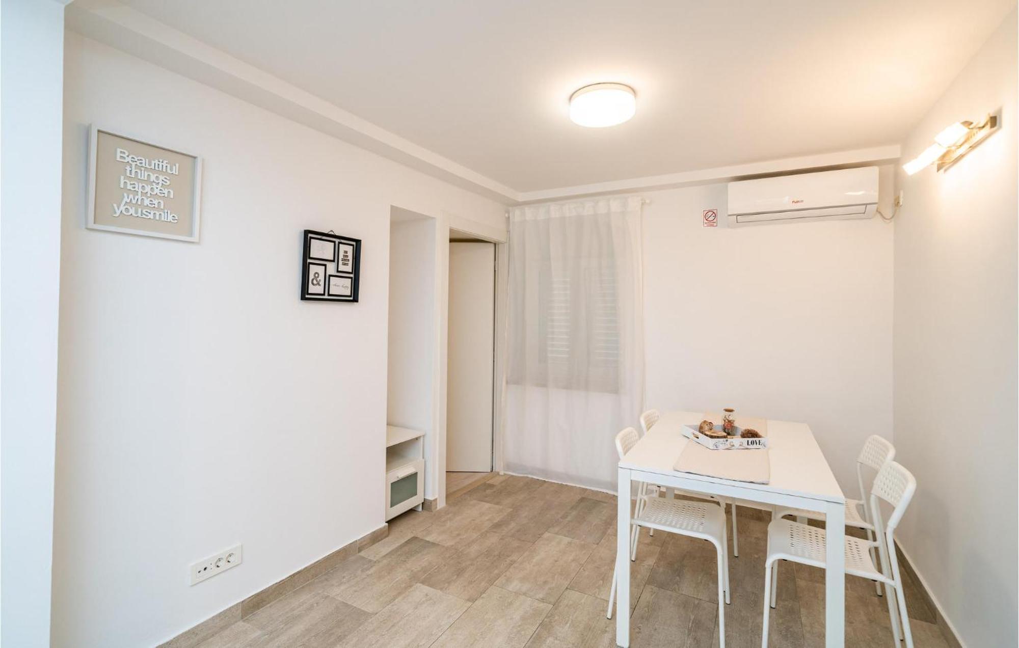 Nice Apartment In Dubrovnik With Kitchen Exteriér fotografie