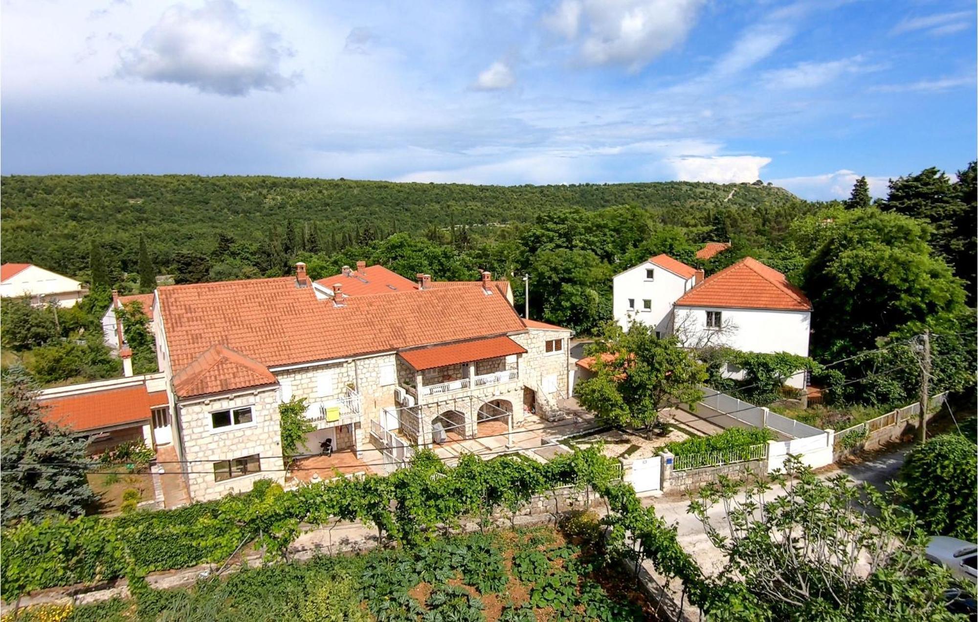 Nice Apartment In Dubrovnik With Kitchen Exteriér fotografie