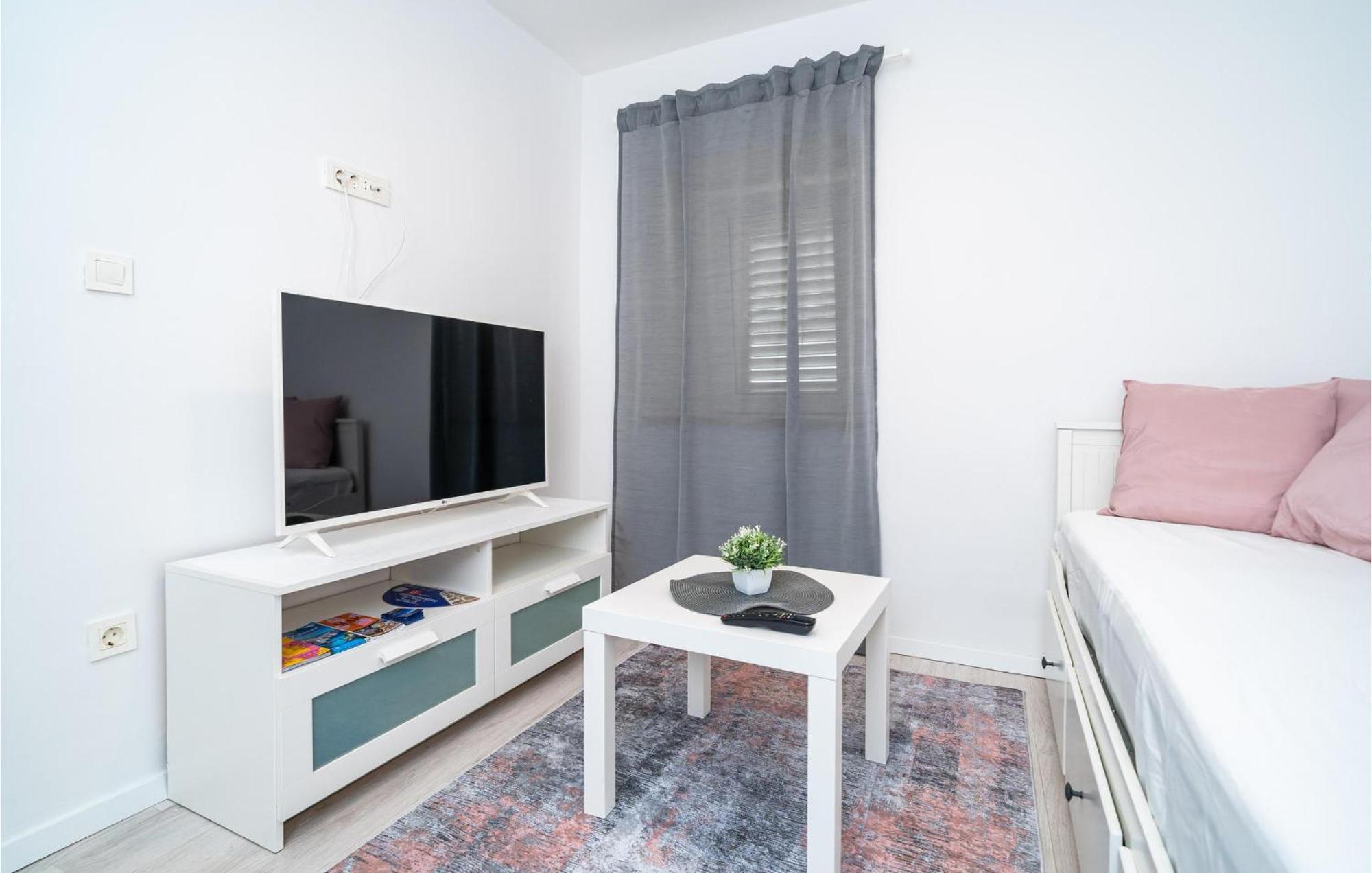 Nice Apartment In Dubrovnik With Kitchen Exteriér fotografie
