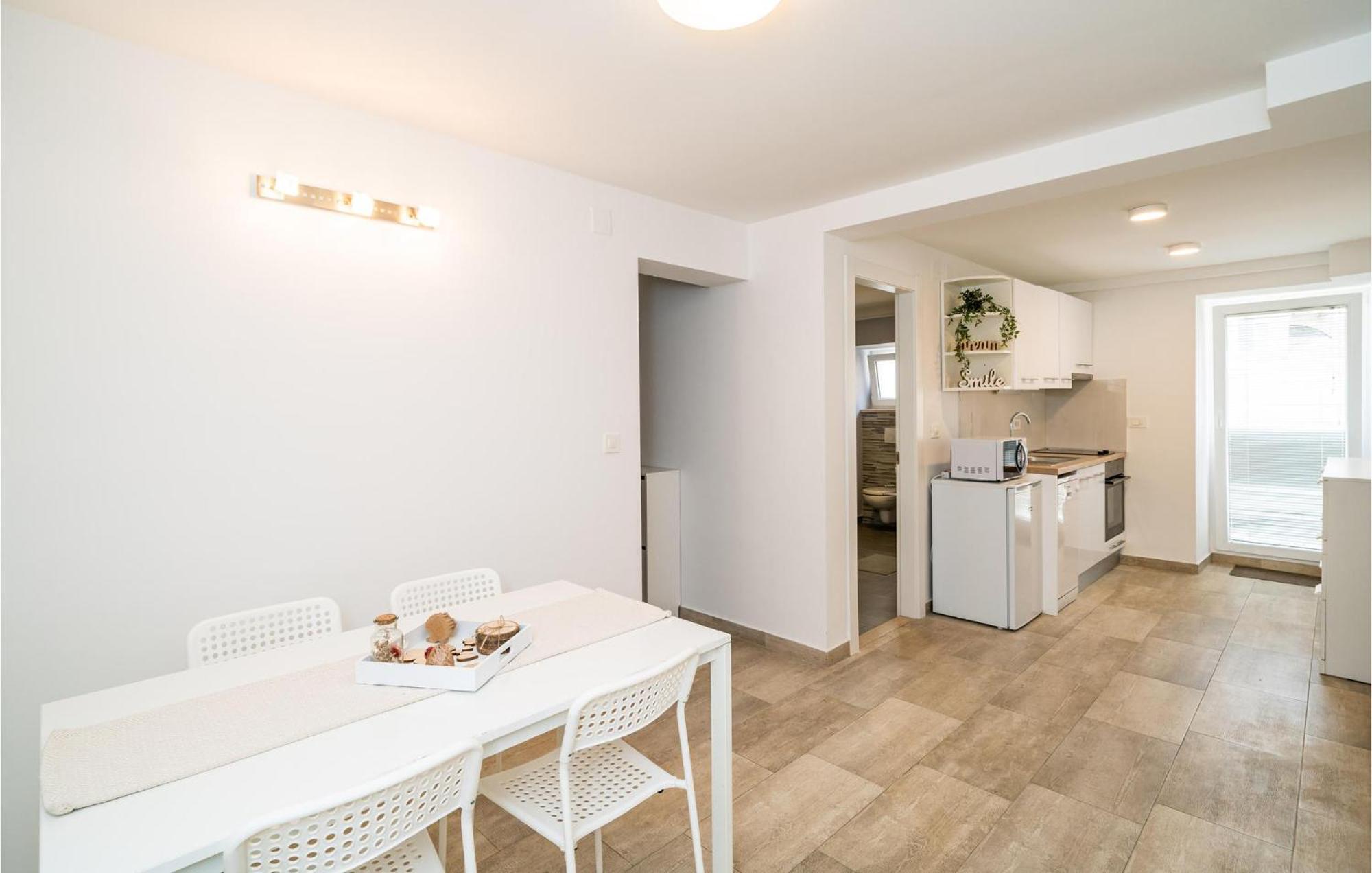 Nice Apartment In Dubrovnik With Kitchen Exteriér fotografie